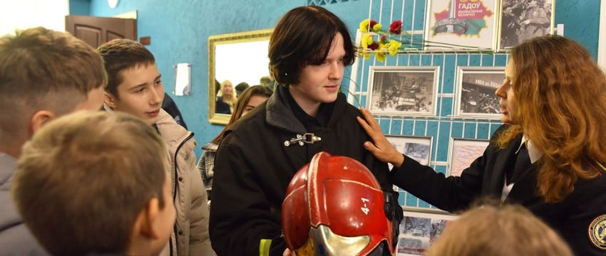 «МЧС в кино». В Гомеле подросткам напомнили азы безопасности