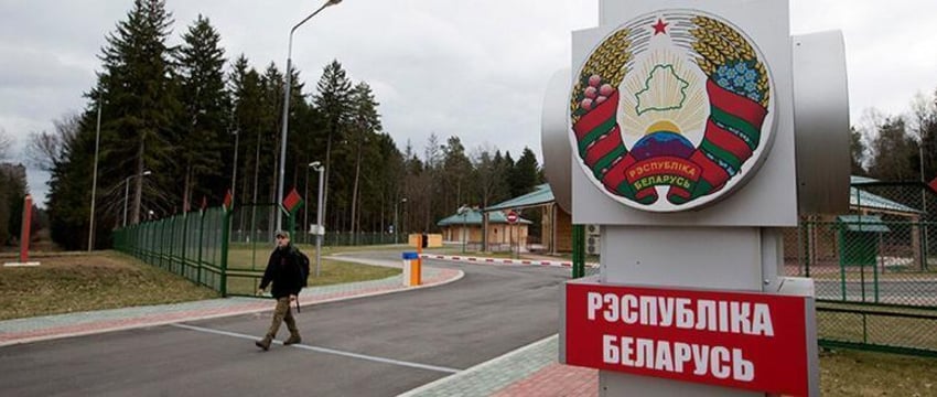 Молдавский детский хор вторые сутки не выпускают из Беларуси