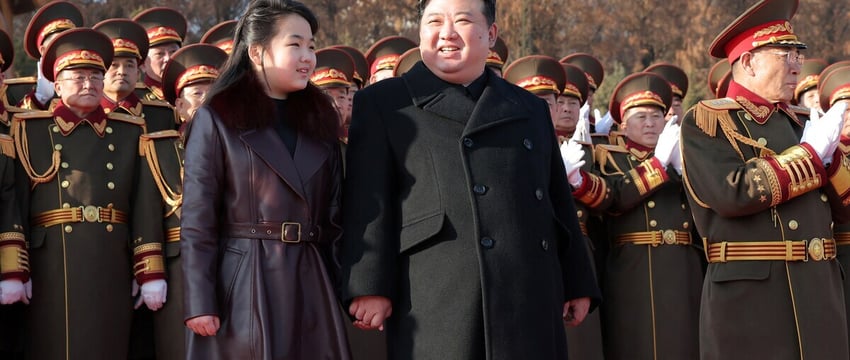 Дочь Ким Чен Ына готовится стать следующим лидером Северной Кореи: отчет