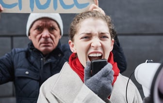 В Бельгии началась общенациональная забастовка против пенсионной реформы