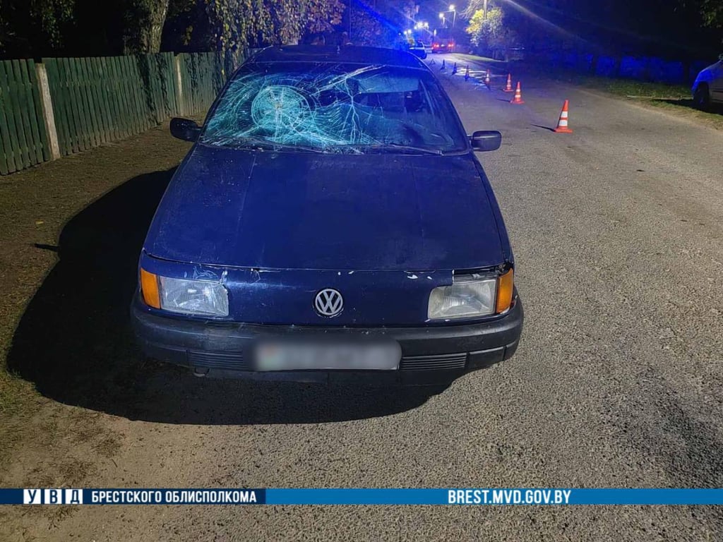 В Ляховичском районе пьяный пешеход попал под колеса Volkswagen
