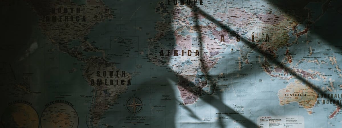 Польские фермеры на границе высыпали зерно из нескольких украинских грузовиков