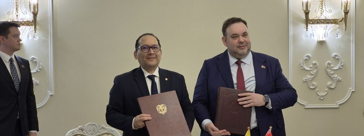 «Интенсифицировать отношения» — Беларусь договорилась о безвизе с Колумбией. Сколько стоит виза сейчас?