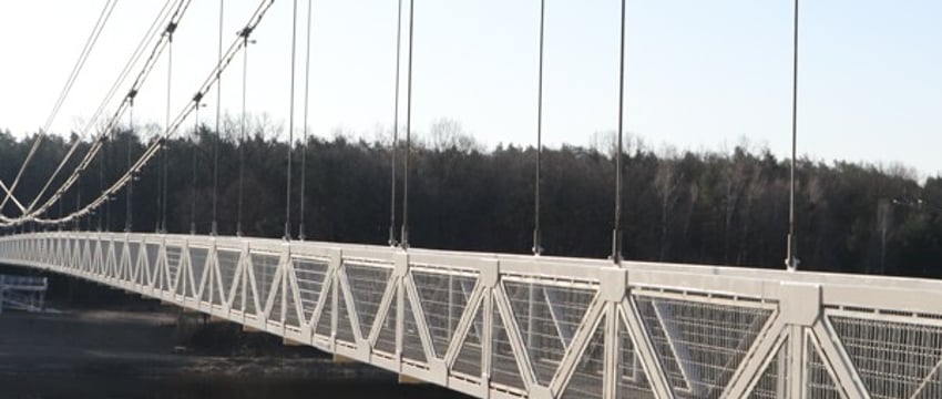 Как выглядит самый длинный подвесной мост в Беларуси после ремонта