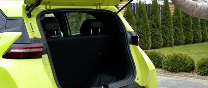 Брестский блогер Василий Пошелюк о BYD Seagull: «Больше 130 км/ч не едет. Зато может вскипятить чайник!»