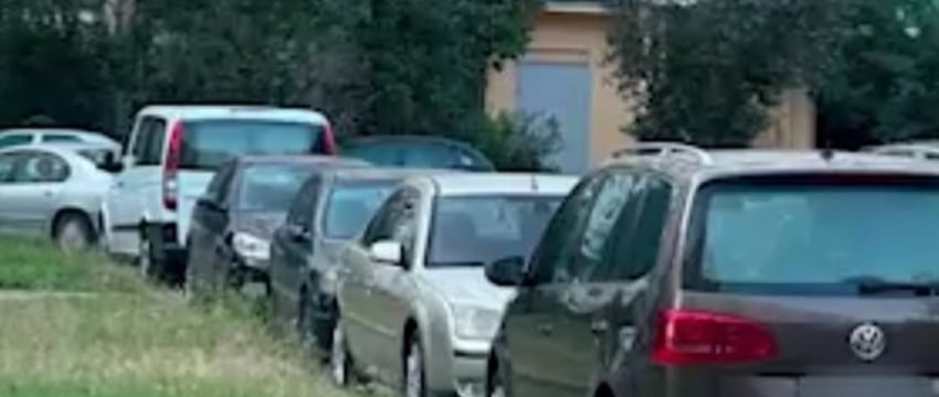 Белорус молотком разбил авто бывшей возлюбленной и ее нового ухажера — ущерб превысил 7 тысяч рублей