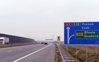 В Польше предложили ввести два новых дорожных знака. Один из них давно есть в ПДД Беларуси