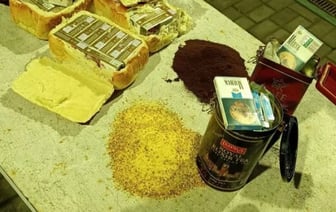Белорус-водитель вез контрабанду сигарет в буханках хлеба