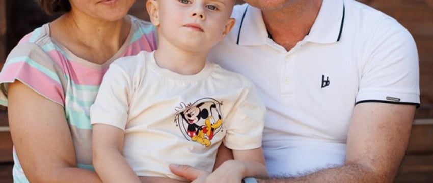 Самый масштабный сбор в Беларуси. Родителям нужно почти $3 миллиона на спасительный укол для сына