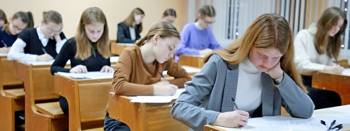 В Минобразования потребовали провести зимой «полную копию» майского ЦЭ. Это как?