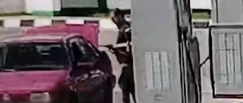 Работник предприятия передал топливную карту знакомым. Ущерб составил более 32 тыс. рублей