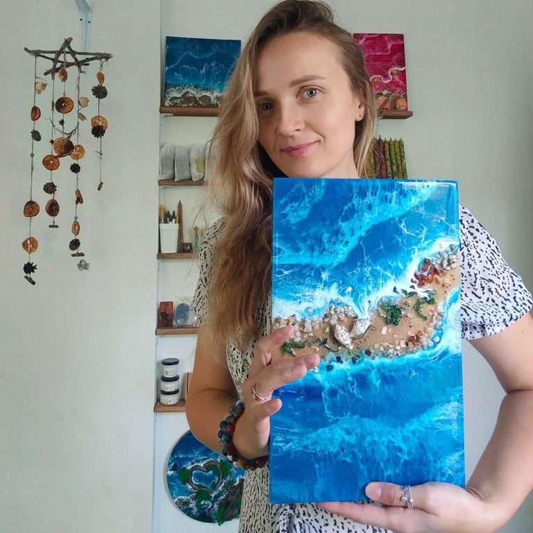 «Легких денег абсолютно нет». Белорусская ремесленница рассказала, сколько можно заработать на свечах