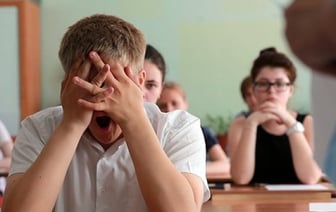 Минобр: выпускники профильных классов смогут поступить в вуз без ЦЭ и ЦТ