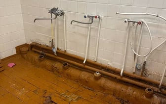 Работы по реконструкции и ремонту пищеблоков в школах Бреста