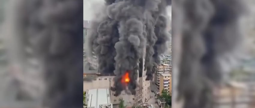Шесть человек погибли, тридцать спасены после пожара в китайском торговом центре: отчет