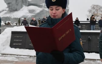 Около 80 молодых сотрудников МЧС приняли присягу в Брестской крепости
