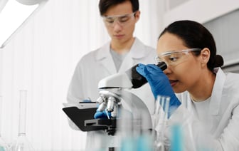 На Луне обнаружили гигантскую пещеру. Что в ней? — Фото