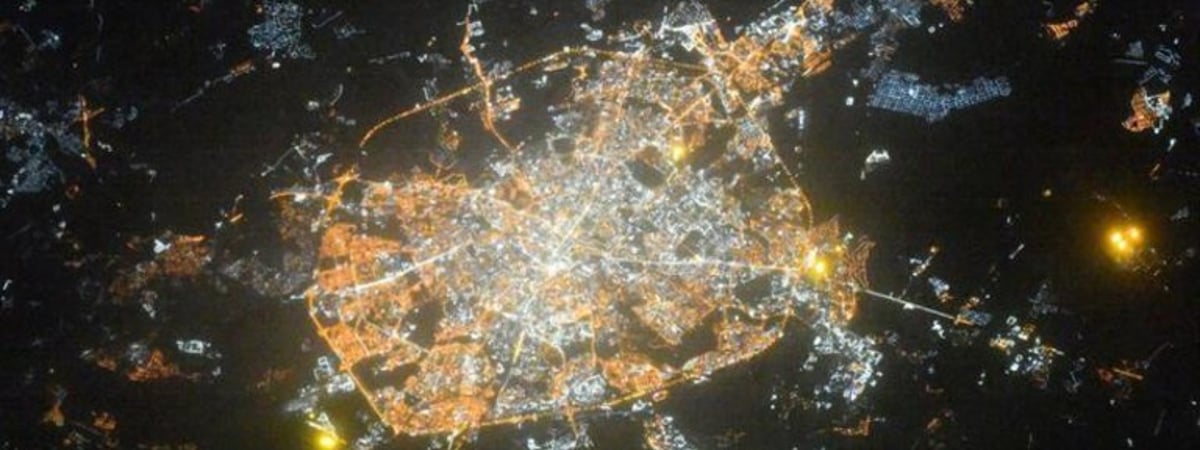 Космонавт показал ночной снимок Минска с высоты МКС