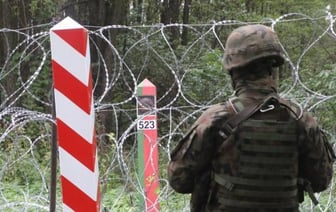 Польские власти разрешили стрелять по нелегалам на границе