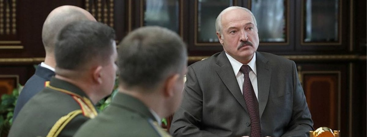 «У этой стабильности два гаранта – красауцы и союзник. Но двух гарантов для стабильности все-таки маловато»