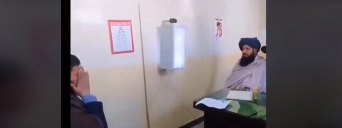 «Есть, кто с первого раза не сдал?» — Ролик в TikTok со «сдачей на водительские права в Афганистане» набрал 14 млн просмотров — Видео