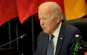Первый демократ в Сенате США призвал Байдена уйти в отставку из-за проблем со здоровьем.