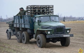 Минобороны предупредило белорусов о военной технике на дорогах и ограничениях для транспорта
