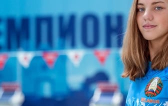 Брестчанка Анастасия Шкурдай стала второй на Кубке мира в заплыве с мировым рекордом