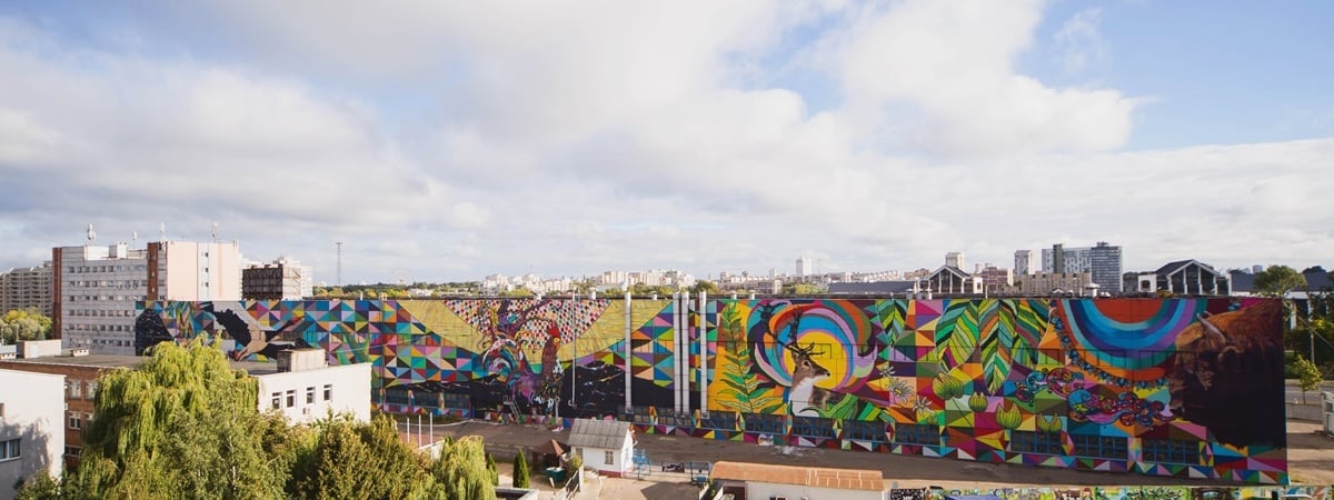 Угадайте белорусский город по муралу. А в каком был нарисован самый большой в мире? — Тест