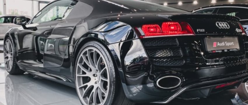 В Беларуси продают эксклюзивный Audi R8. Что в нём особенного и сколько стоит?