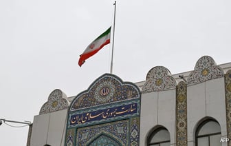 Посол Ирана приглашает индийцев, заявляя, что "Иран в безопасности" на фоне политических потрясений