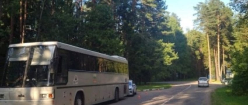 Зажал ногу пассажиру и поехал автобус в Барановичском районе