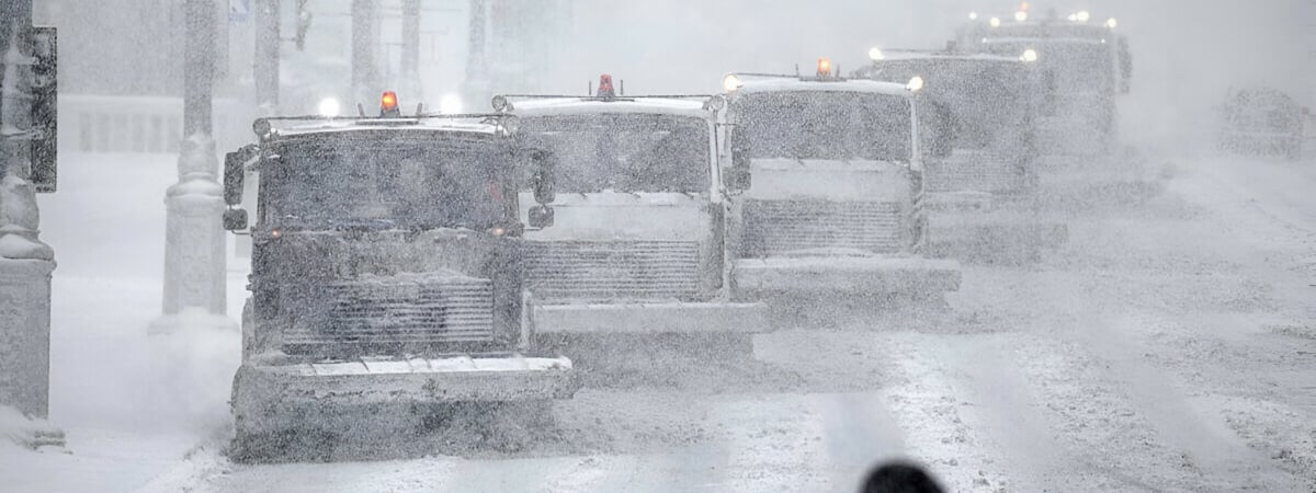 МЧС объявило в Беларуси оранжевый уровень опасности на 16 января. Где готовиться к шторму?