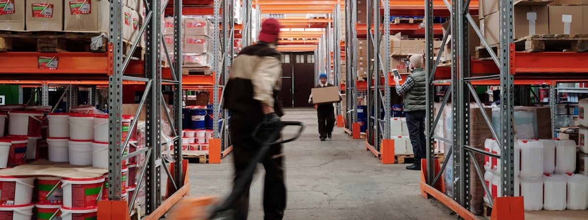 В ЦБ РФ пока не видят "никаких просветов" на рынке труда