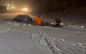 Ехал по навигатору: авто под Минском провалилось под лед