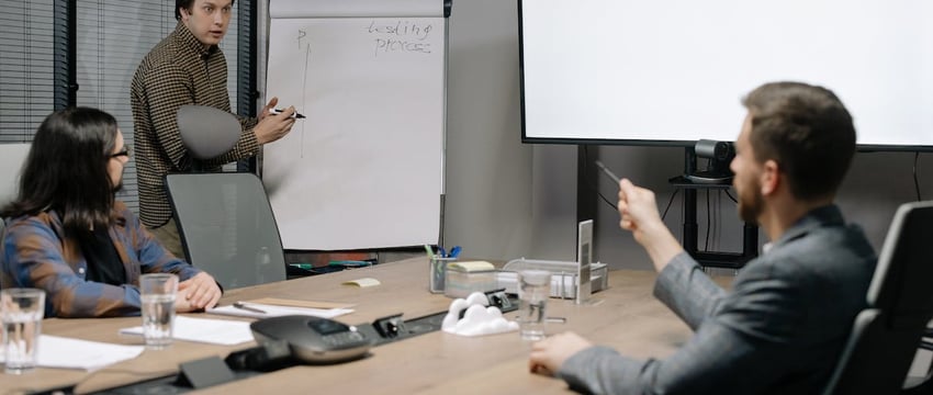 Чиновника посадили на сутки в Жлобине. Стало известно, за что