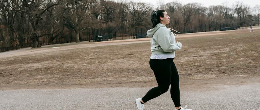 Снежная суббота с оранжевым уровнем, воскресенье – с туманом