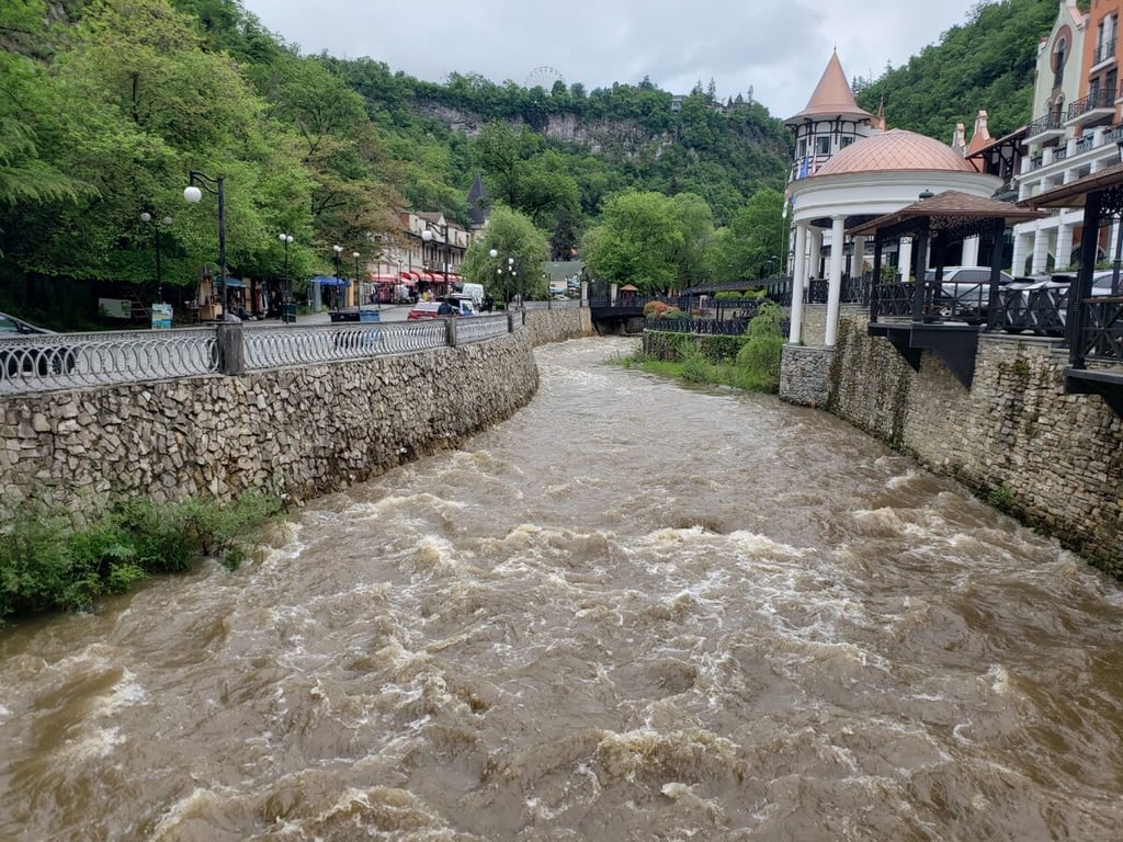 В Грузию на Buick Encore. Семья из Беларуси проехала 6 600 км — во сколько обошлось такое путешествие?