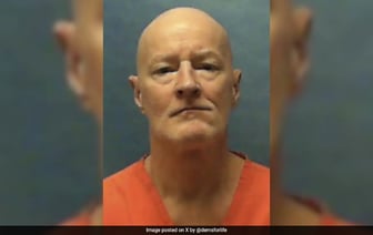 В США мужчина был казнен за убийство студента колледжа и изнасилование своей сестры в 1995 году.