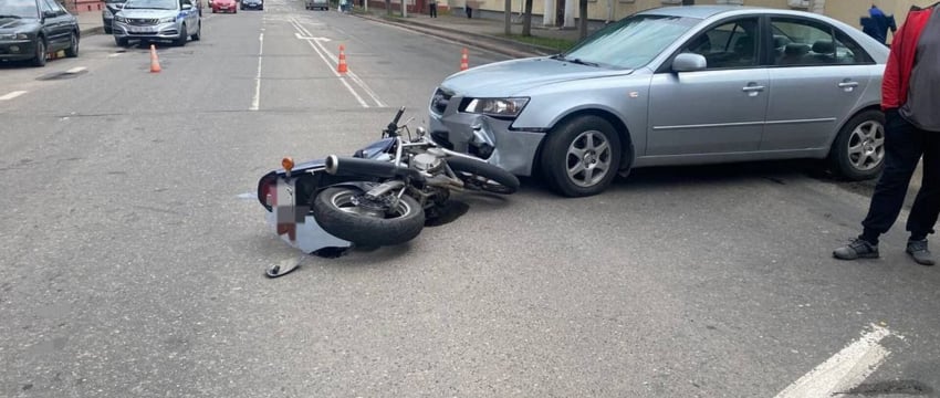 ДТП в Полоцке: Молодой мотоциклист пострадал от столкновения с легковушкой