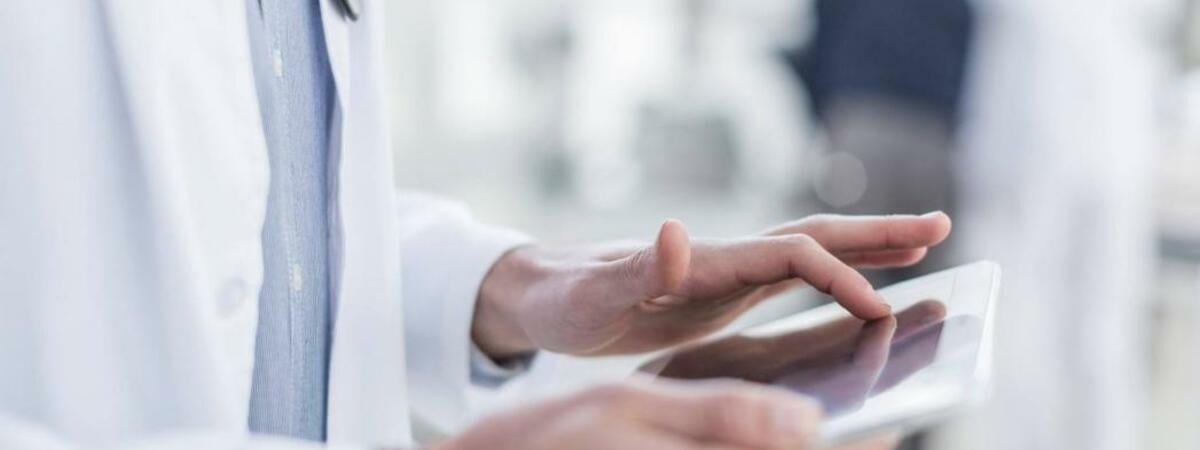 Белорусским врачам пообещали «ИИ-ассистентов». Кто это и как должны помогать?