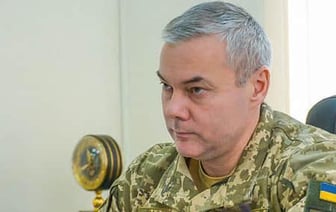 Командующий Объединенными силами ВСУ узнал об увольнении из СМИ