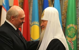 Лукашенко поздравил патриарха Кирилла с 16-й годовщиной интронизации