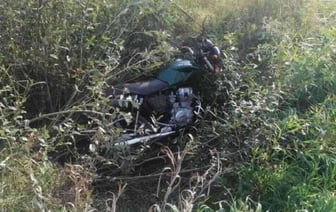 Возле Бреста парень на мотоцикле врезался в Ford