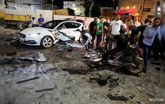 Два человека погибли в результате авиаудара на западном берегу, Израиль заявляет, что его целью была "террористическая ячейка".