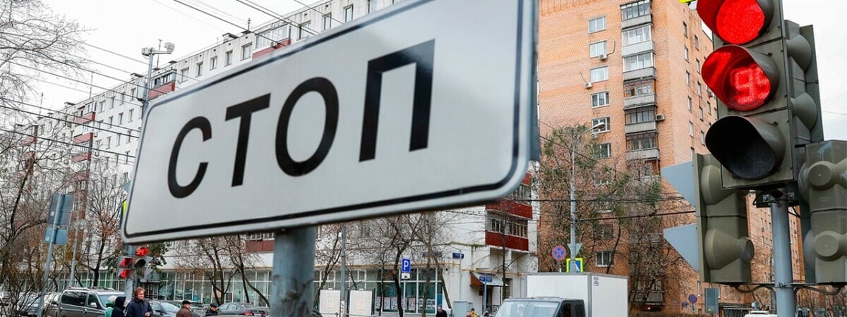 Оштрафовали уже 20 водителей. В ГАИ назвали перекрёсток в Минске, где камеры «ловят» проезд на «красный»