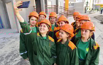 В Гомеле почти 3000 парней и девушек нашли подработку в студотрядах  