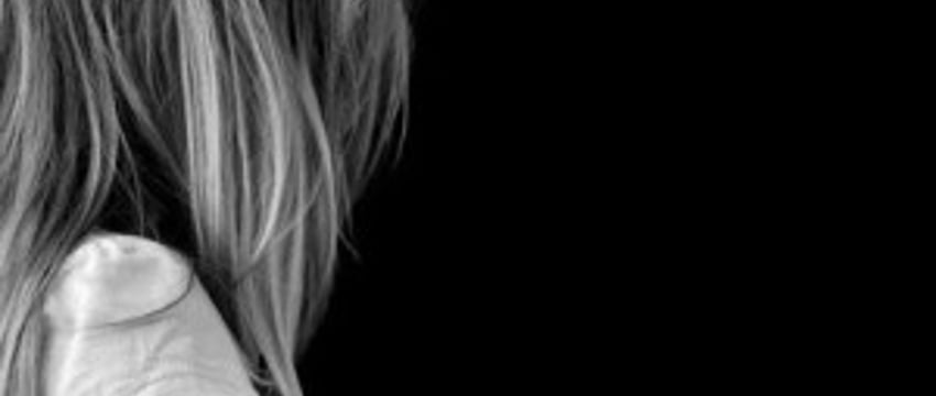 Белоруску лишили родительских прав. Подробности случая