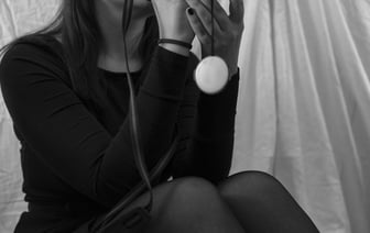 Появилось видео, где Эрдоган дал пощечину мальчику, отказавшемуся целовать ему руку — Видео