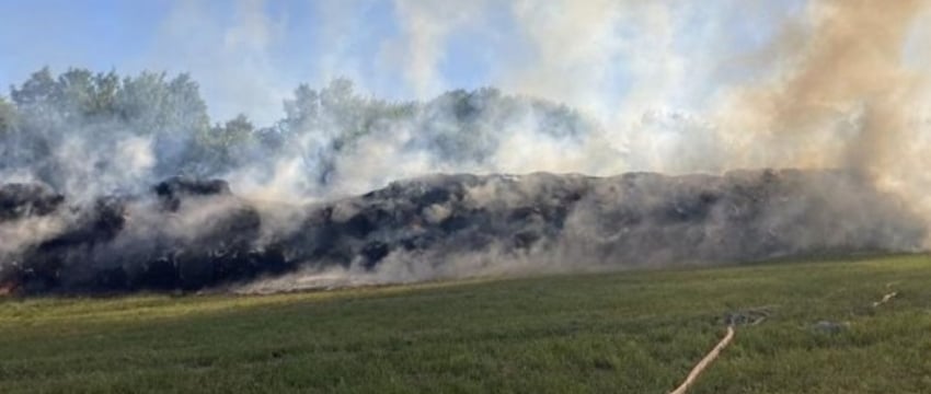 Спасение соломы на пожаре в Бресте